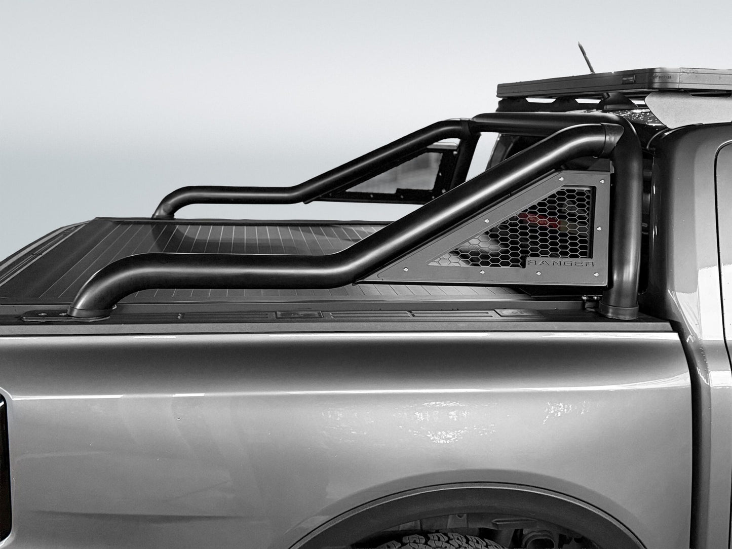 Ford Ranger Next Gen GLADIATOR Sports Bar Black - Double Cab Model Only (Fits with Securi Lid M/E and OEM Tonneau Cover) 2023 >