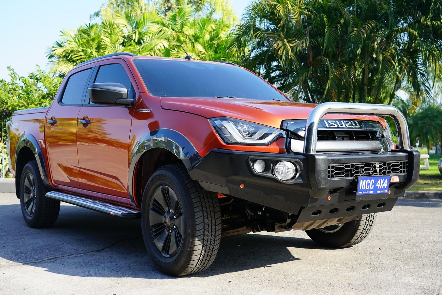 ISUZU: (OLDER SHAPES) + RT50, RT85 & D-MAX ISUZU GEN 7 Bumper Replacement