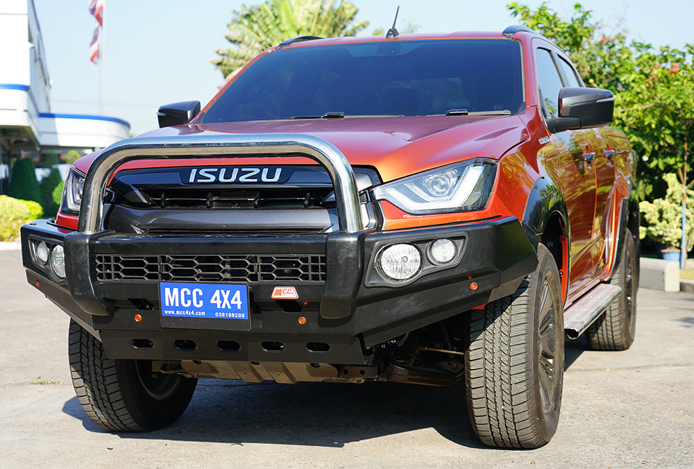 ISUZU: (OLDER SHAPES) + RT50, RT85 & D-MAX ISUZU GEN 7 Bumper Replacement