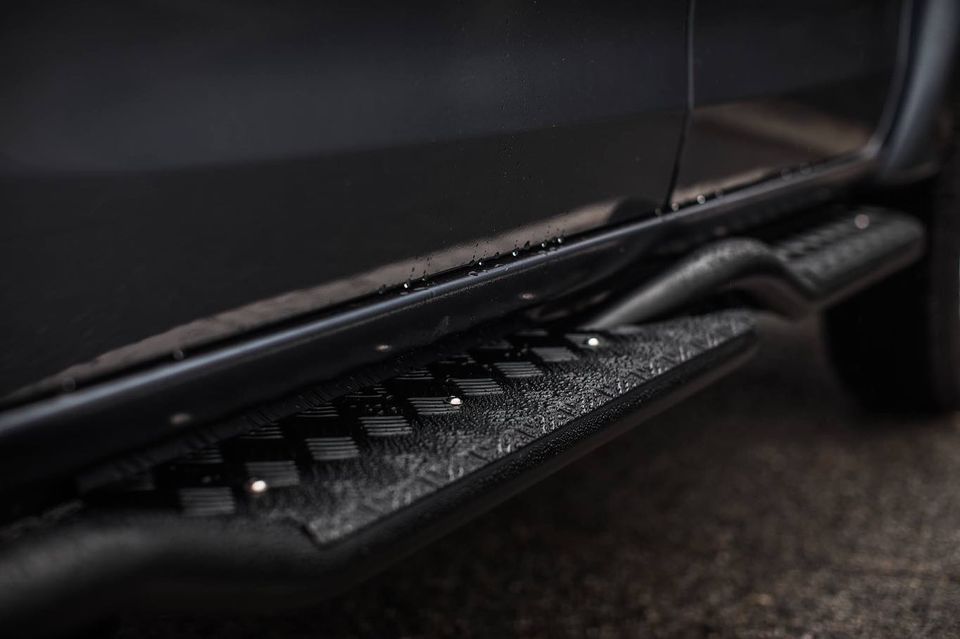 TOYOTA: HILUX GD6 Bumper Replacment