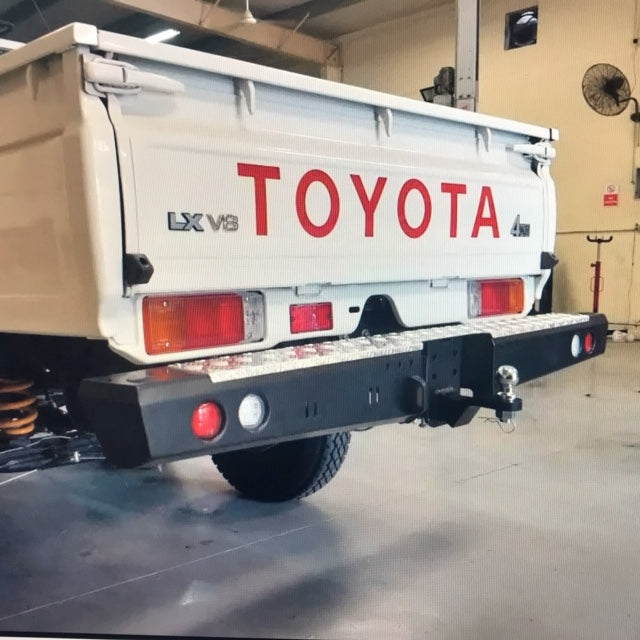 TOYOTA: LANDCRUISER Bumper Replacment