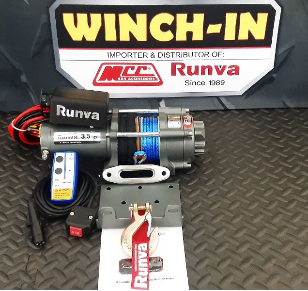 RUNVA WINCH - Synthetic Rope 3500lbs (1 588Kg) 12V