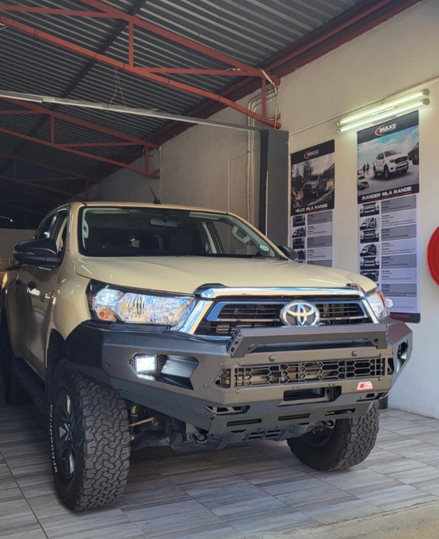 TOYOTA: HILUX LEGEND or RAIDER GD6 Bumper Replacment