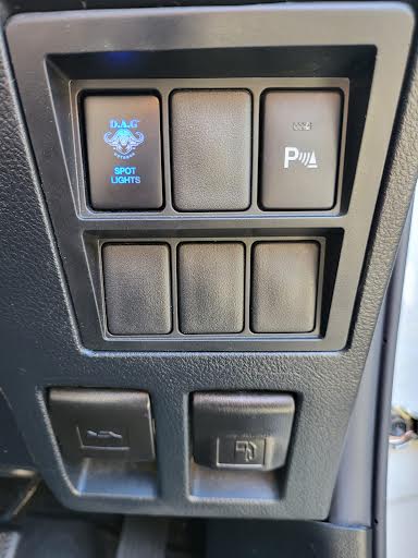 Toyota Hilux Revo Spotlight Switch (32x20mm)