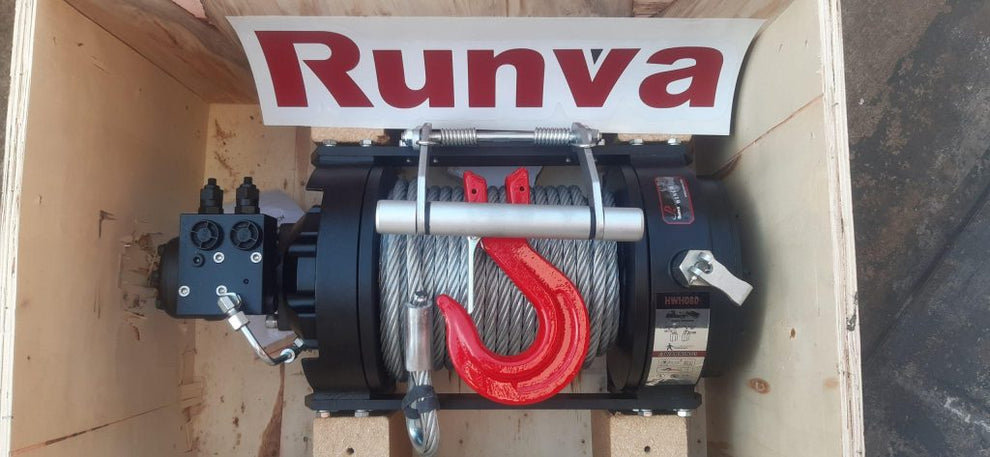 RUNVA WINCH - Hydraulic - Steel Cable 18000lbs (8 164kg) With mechanical cluth NO FAIRLEAD INCLUDED BUT SOLD SEPERATELY.