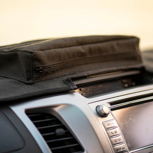 ISUZU - D-MAX (04/2022 - present) - with tray (Uncovered) - DASH COVERS