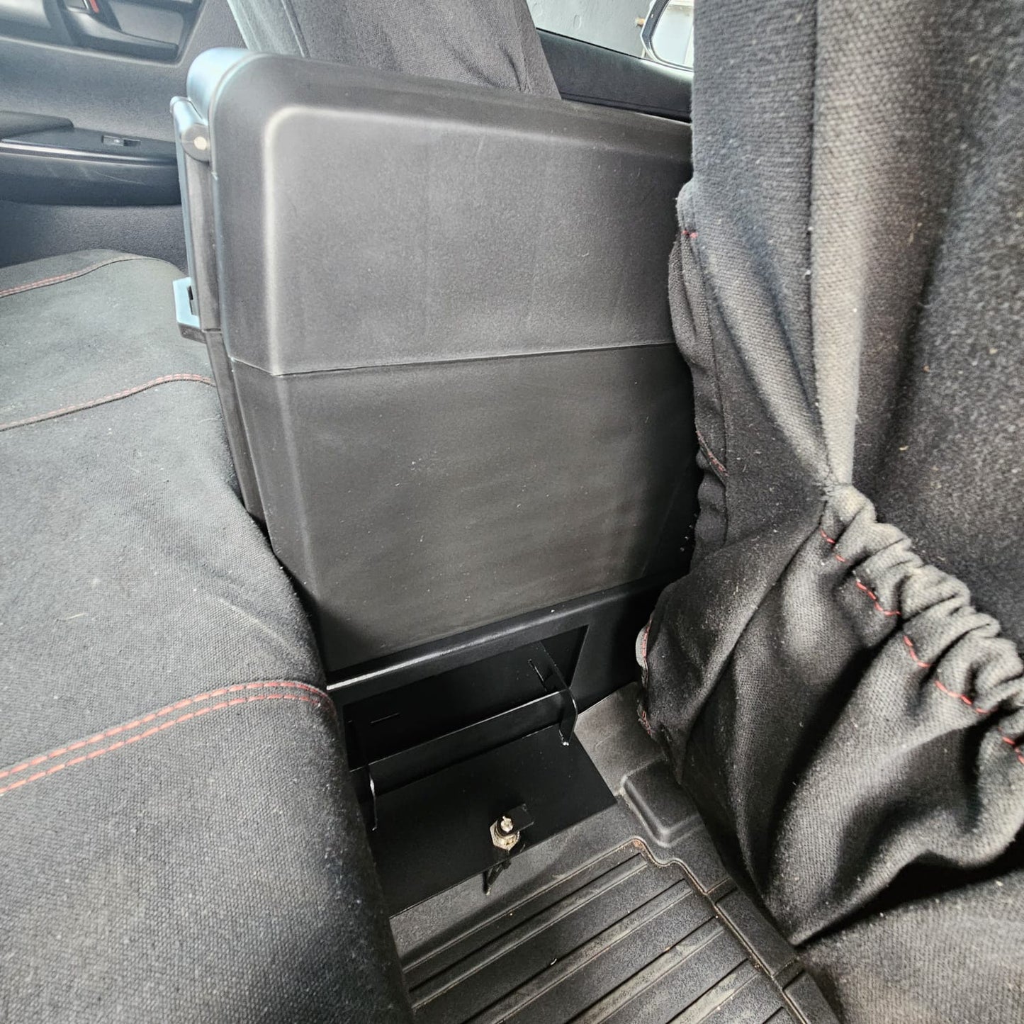 Hilux / Fortuner GD6 10L Console Fridge Bracket