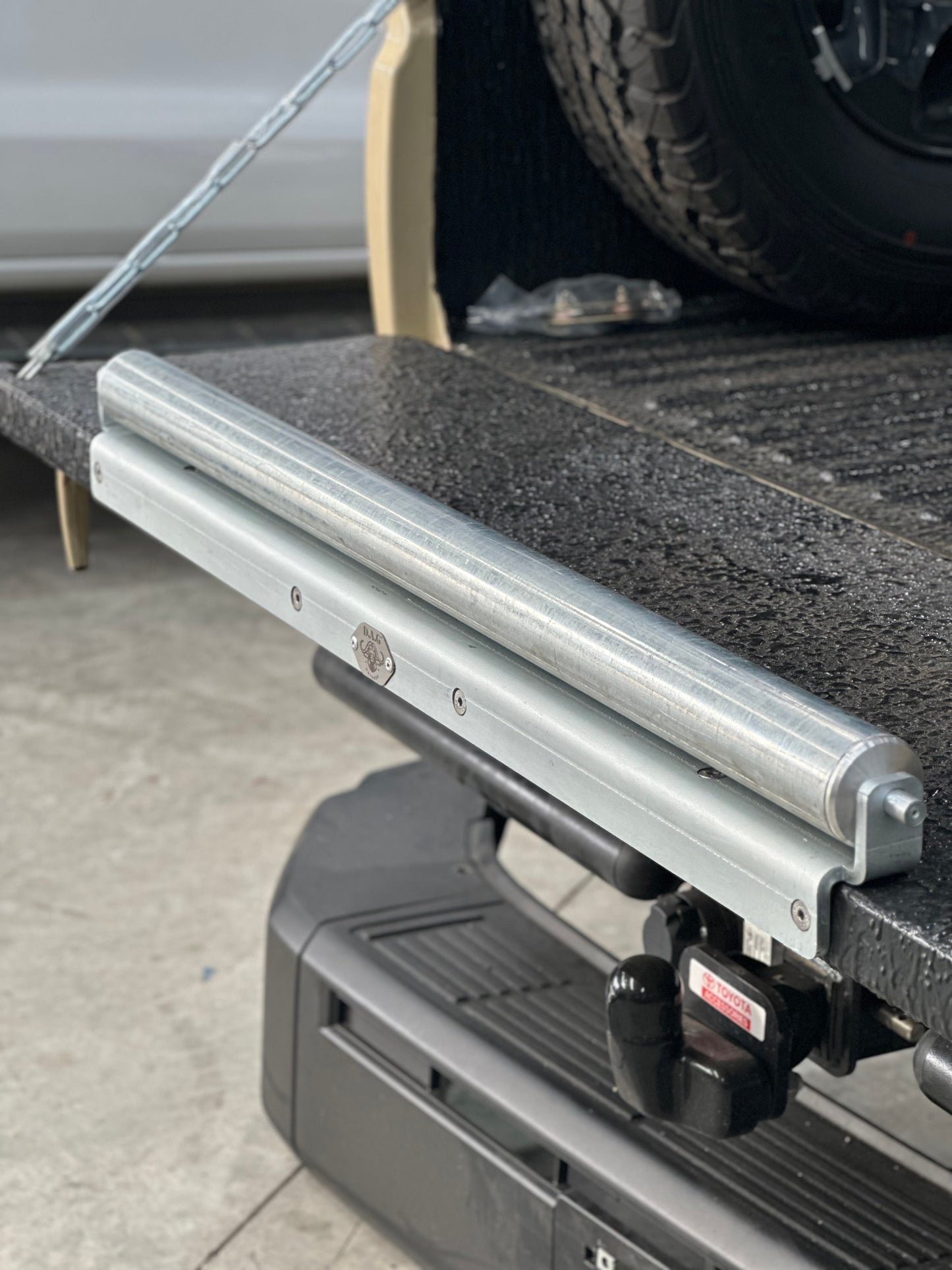 Tailgate Roller