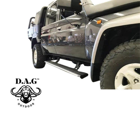 LC 79 Series electric side steps (Double Cab)