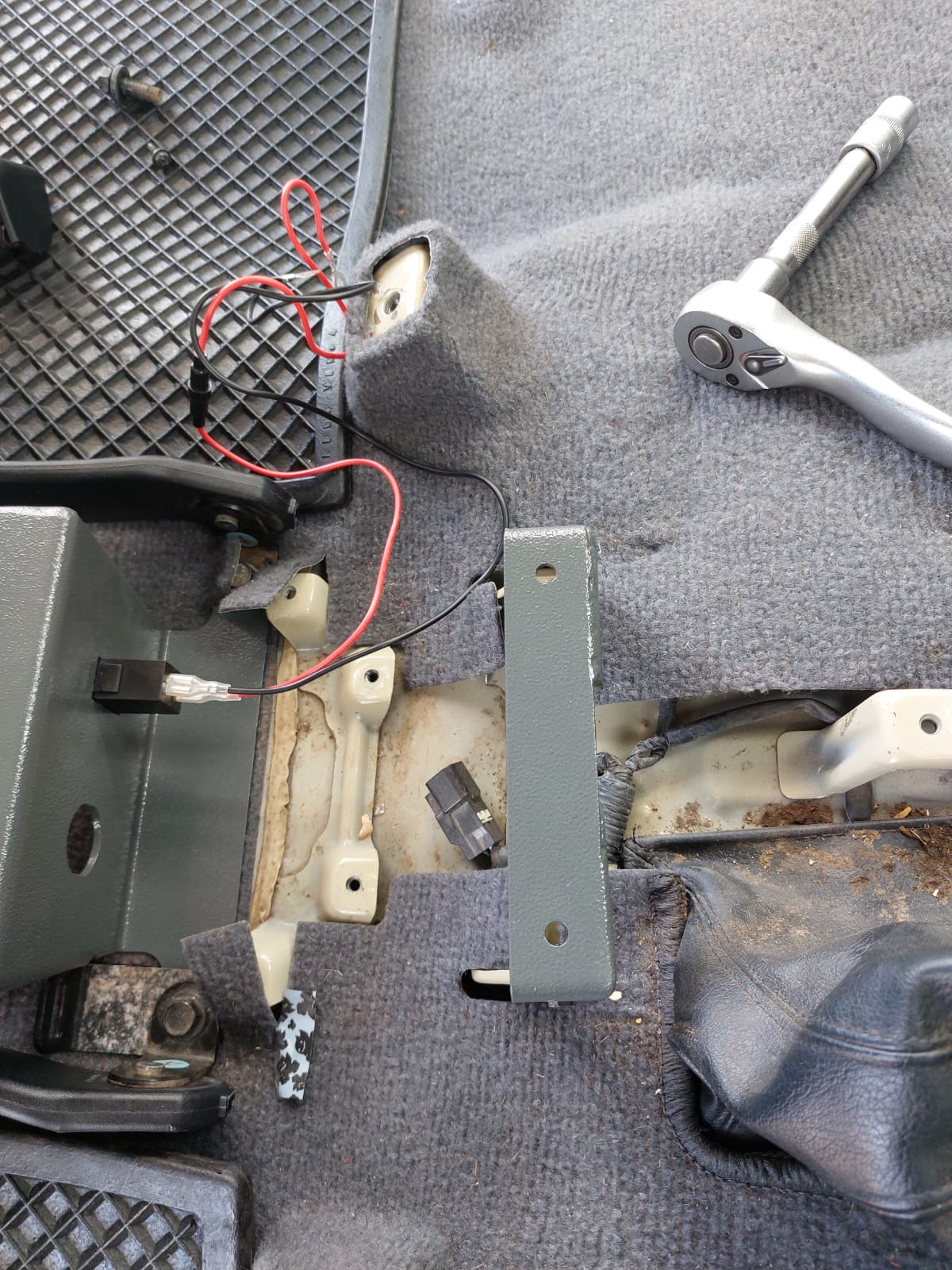 Landcruiser 79 8L Console Fridge Bracket Double Cab (1994-Current)