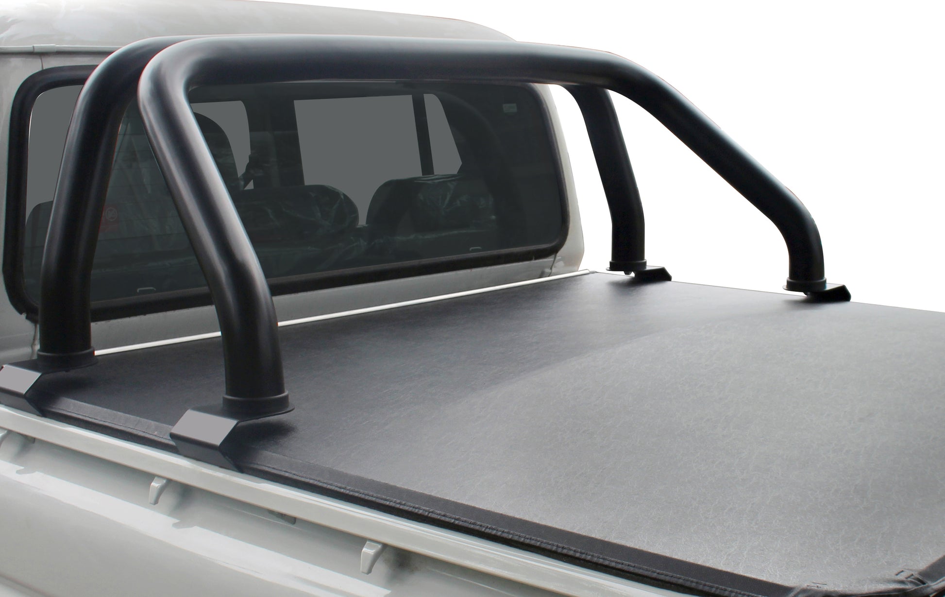 Mahindra PickUP black coated stainless steel tonneau cover compatible sports bar