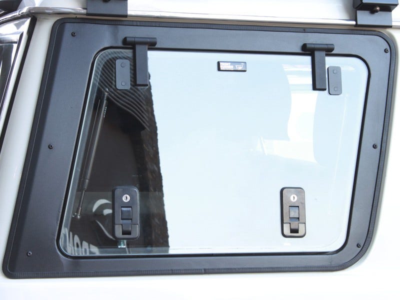 Toyota Land Cruiser 76 Gullwing Window / Right Hand Side Glass (2007-Current)