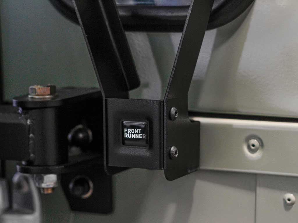 Land Rover Defender 90/110 Single Gas Bottle Bracket (1983-Current)