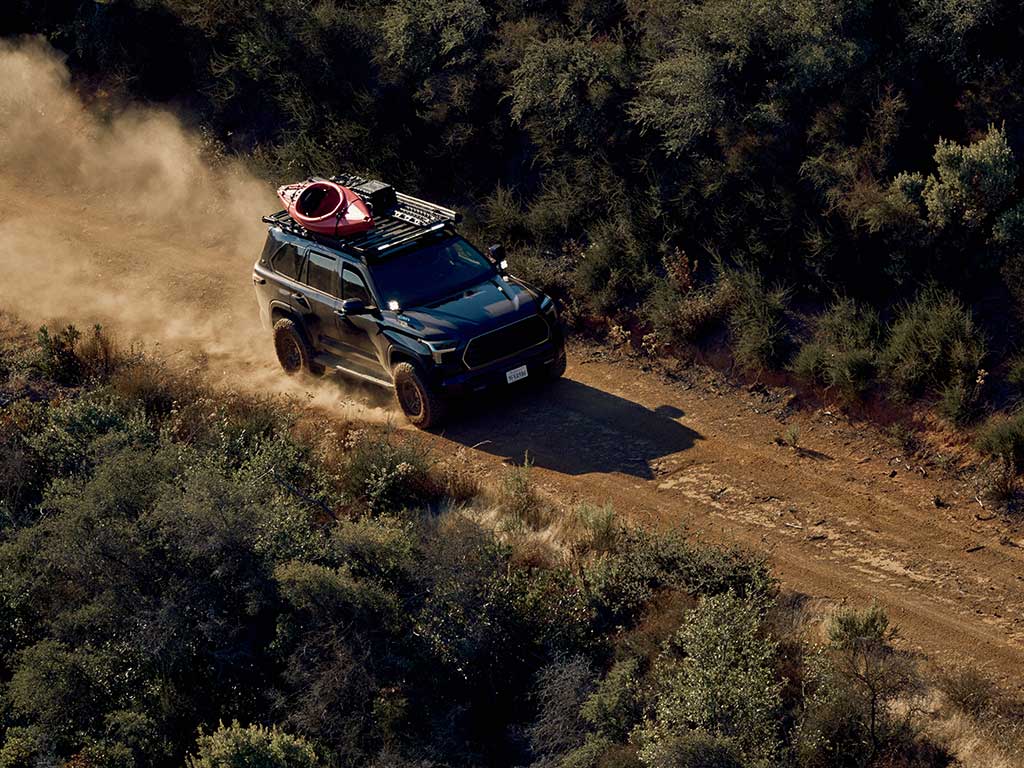 Toyota Sequoia(2022-Curr) Slimline II Roof Rack Kit