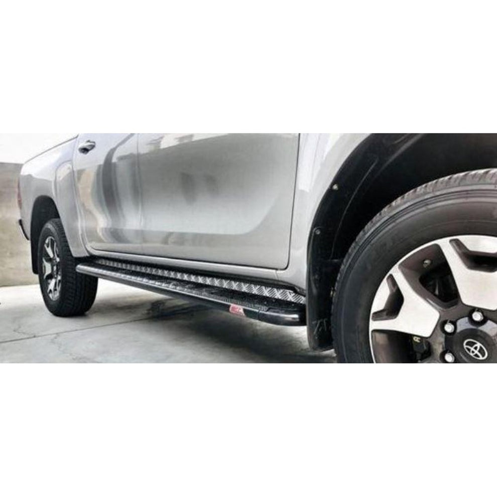 Hilux GD6 2016 To Current: Side Steps Double Cab Or Extended Cab