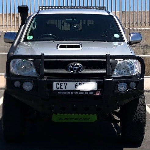 TOYOTA:  HILUX VIGO D4D Bumper Replacment