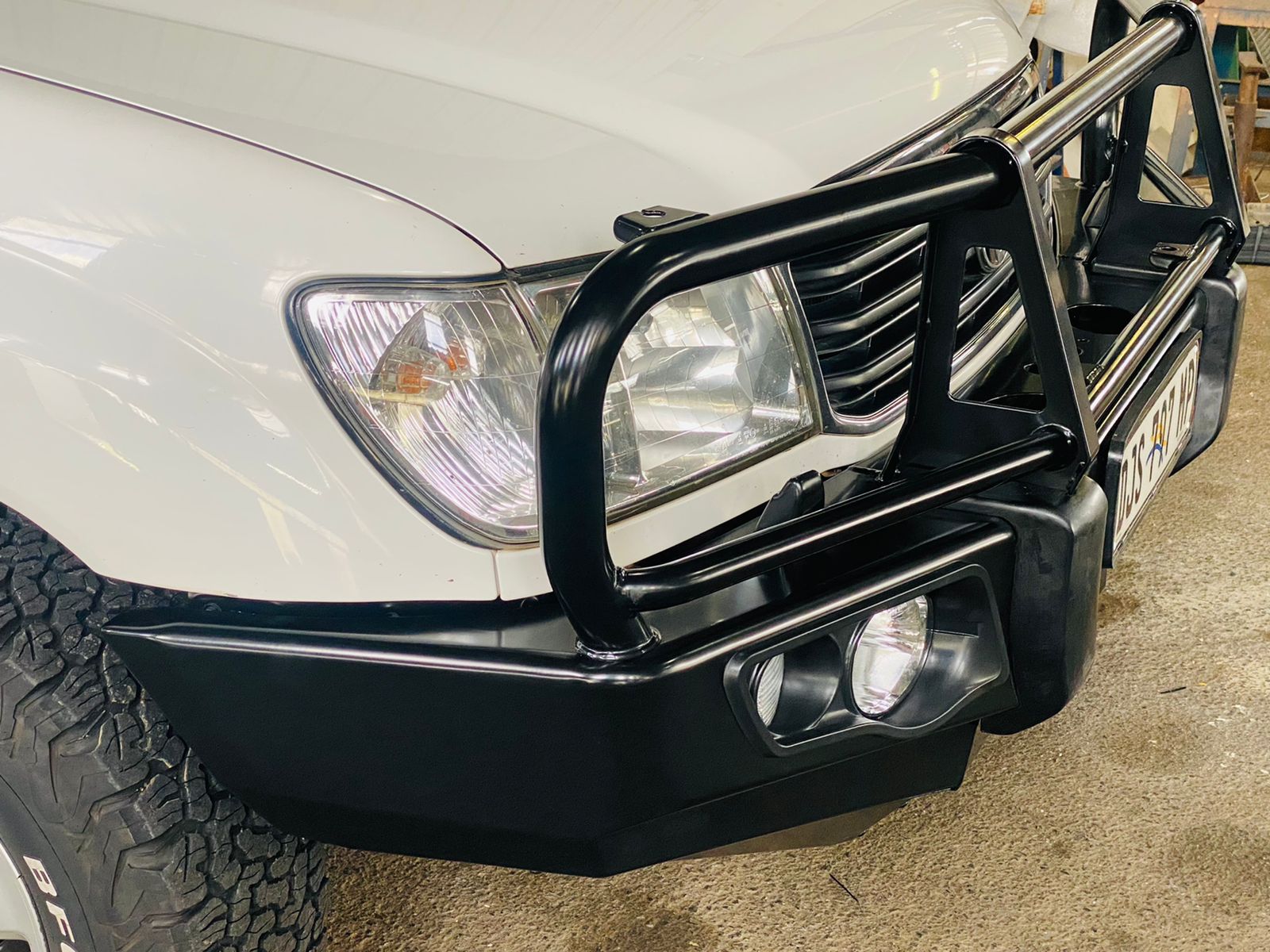 TOYOTA:   LANDCRUISER Bumper Replacment